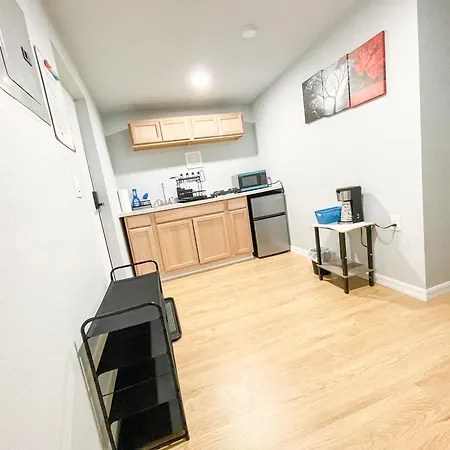 Beautiful Room In Prime Location Pinellas Park Exterior photo