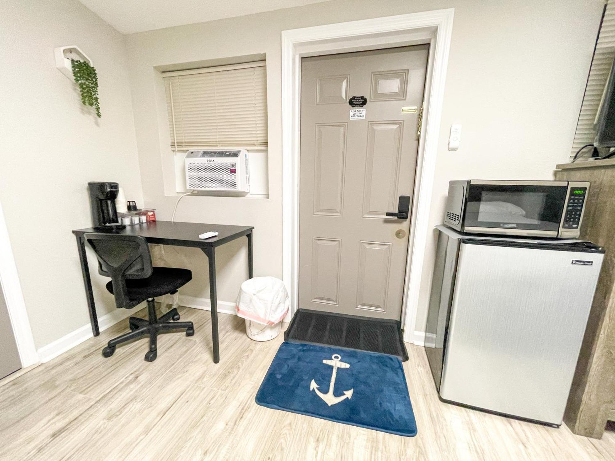 Beautiful In Prime Location * Pinellas Park
